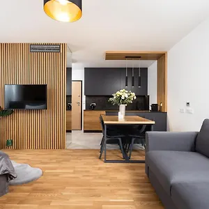 https://aparthotel-inpoint-g15.krakowhotelspoland.com