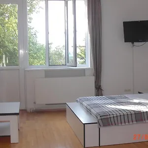 House Georgia Гостевой дом